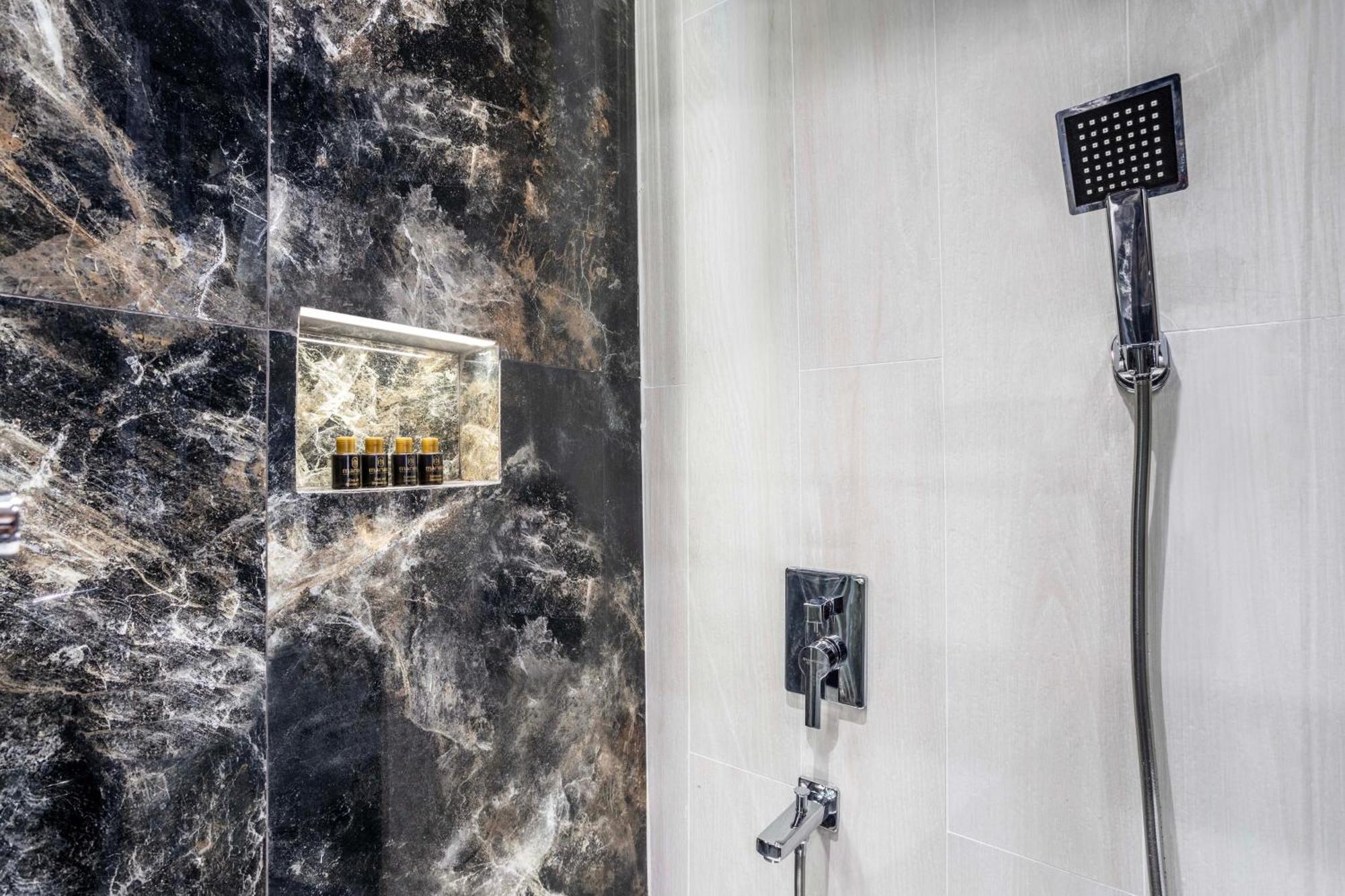 Marlon Hotel Истанбул Екстериор снимка